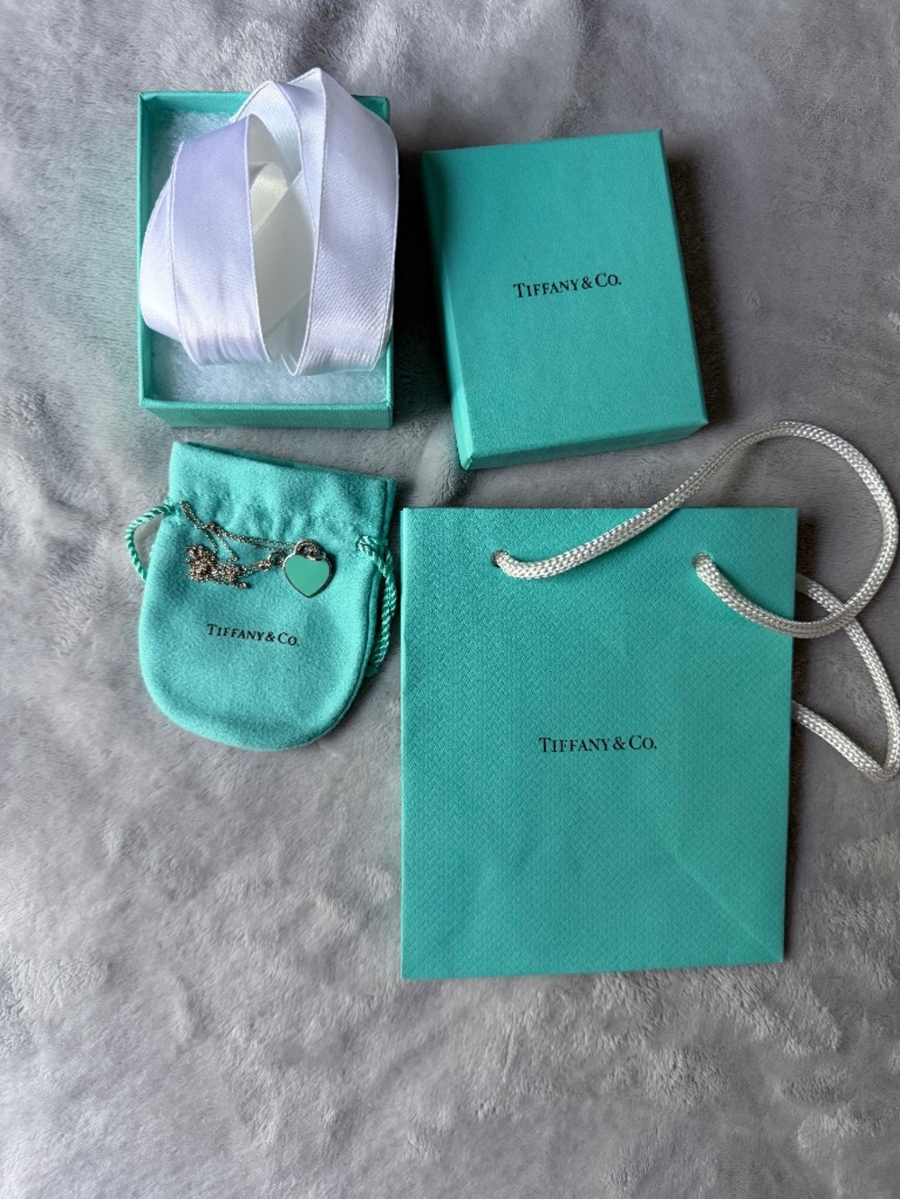 Tiffany & Co. Return to Tiffany Blue Heart Necklace Full Box Set